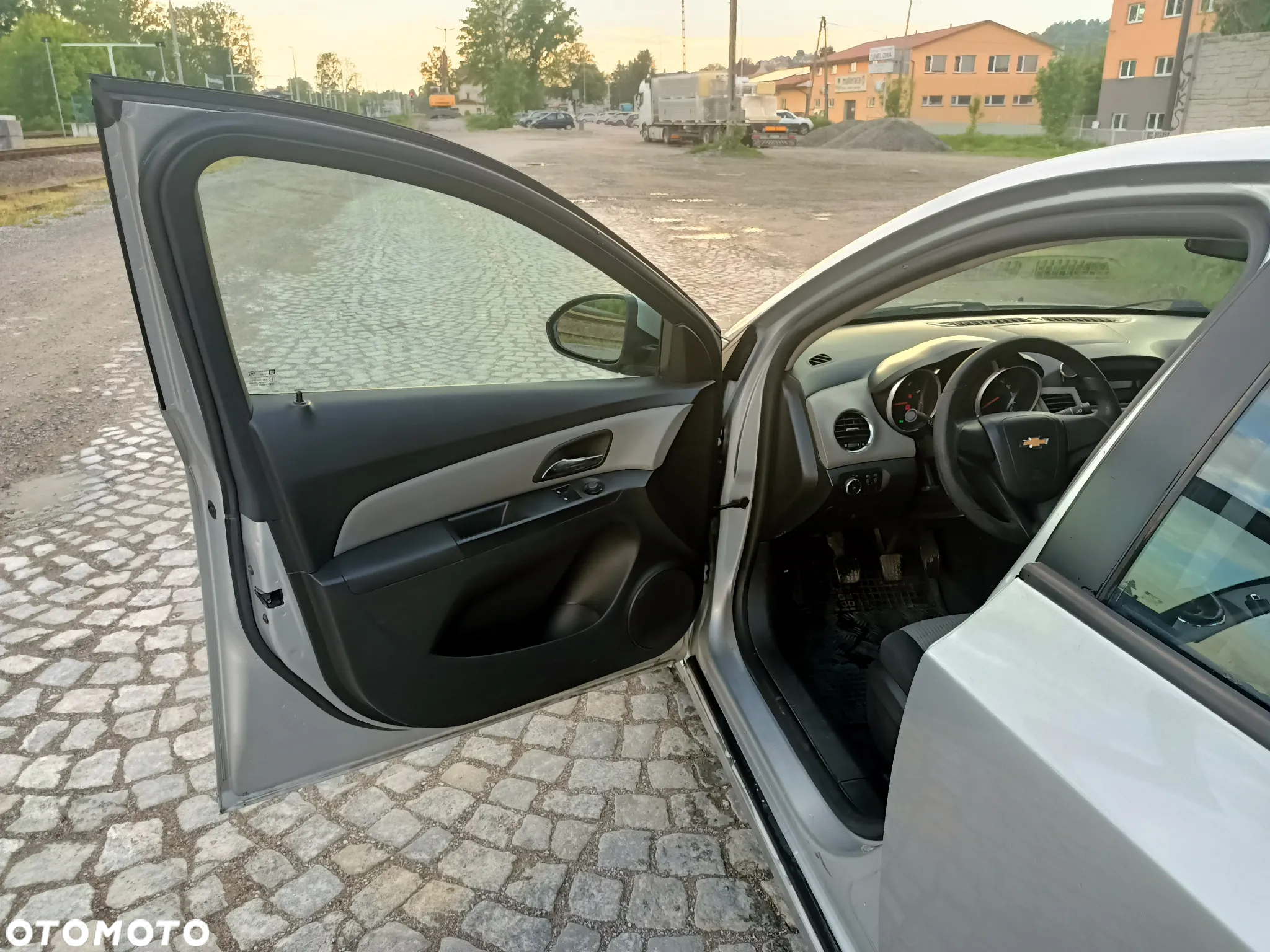 Chevrolet Cruze 1.6 LS - 15