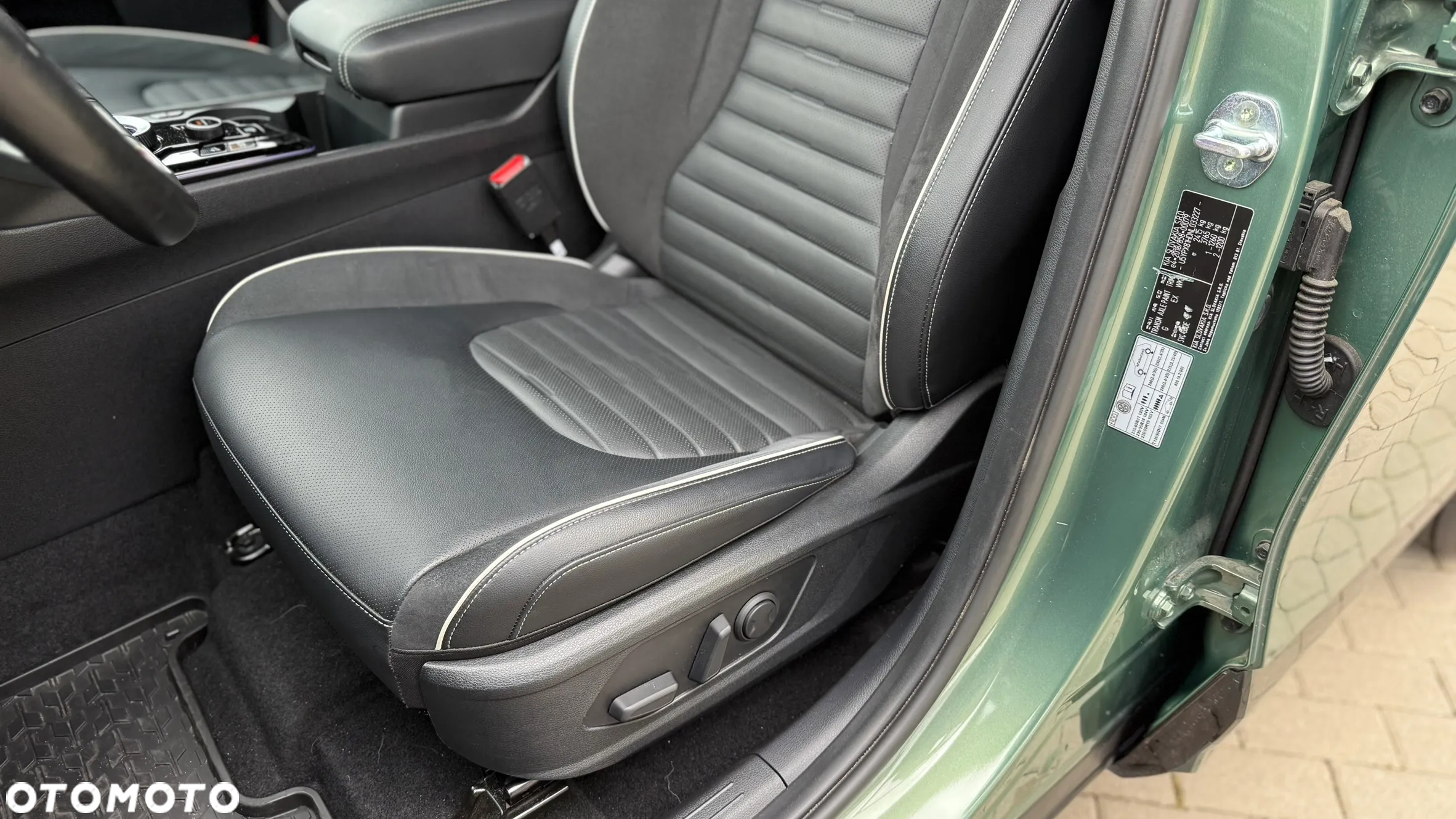Kia Sportage 1.6 T-GDI PHEV GT Line 4WD - 17