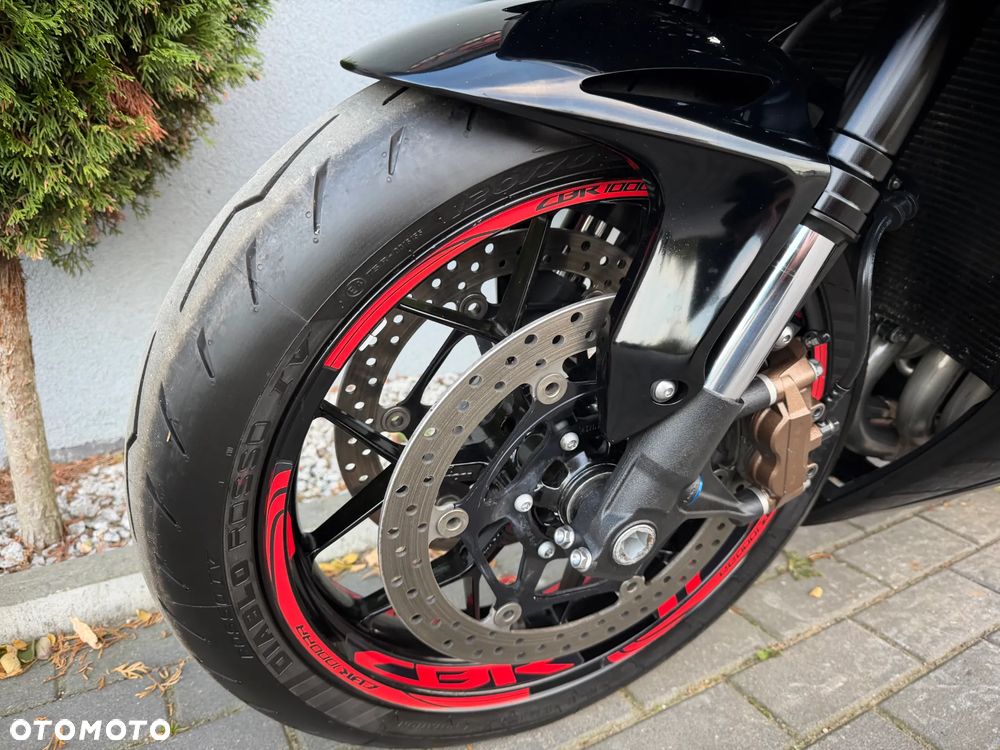 Honda CBR - 41