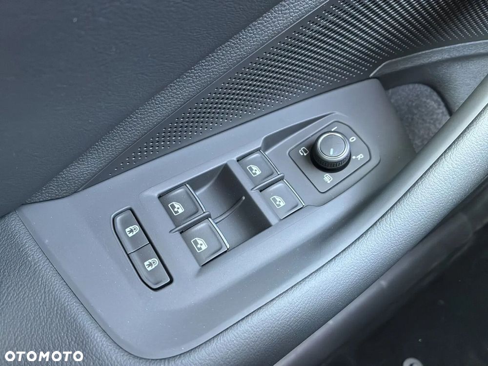 Volkswagen Passat - 27