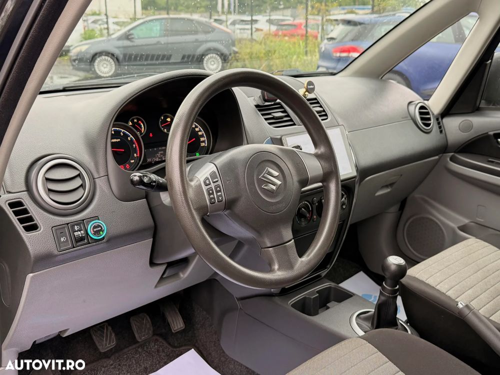 Suzuki SX4 1.6 GS 4WD ESP - 17