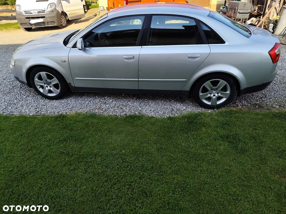 Audi A4 Avant - 6