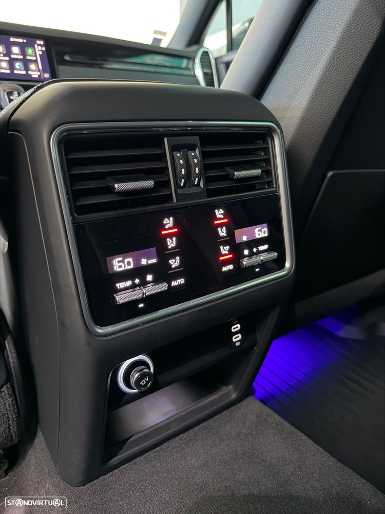 Porsche Cayenne Coupé E-Hybrid Platinum Edition - 17