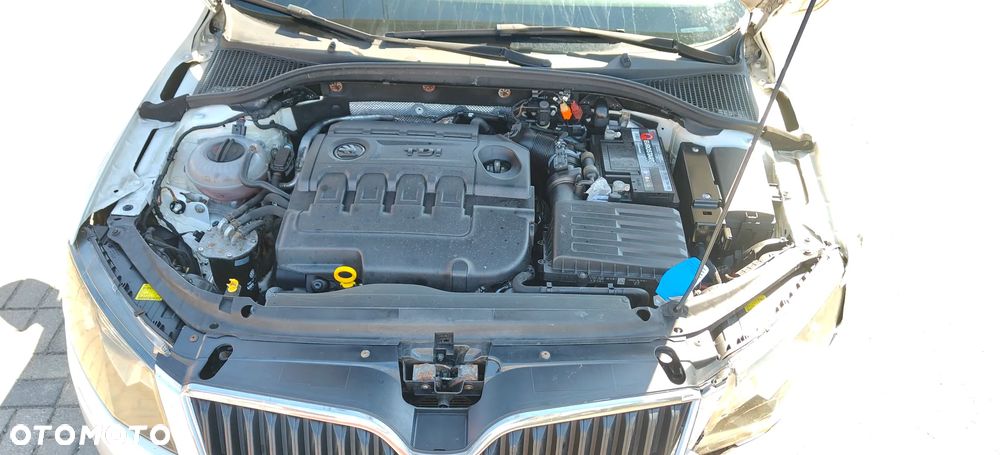 Skoda Octavia 1.6 TDI Ambition - 11