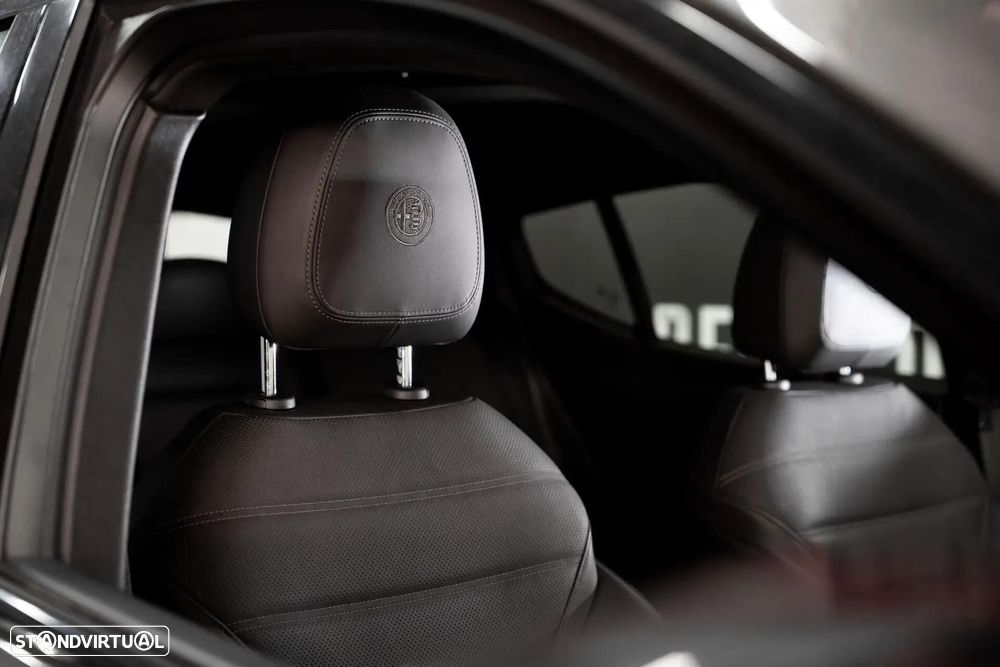 Alfa Romeo Tonale 1.5 Hybrid Sprint - 25