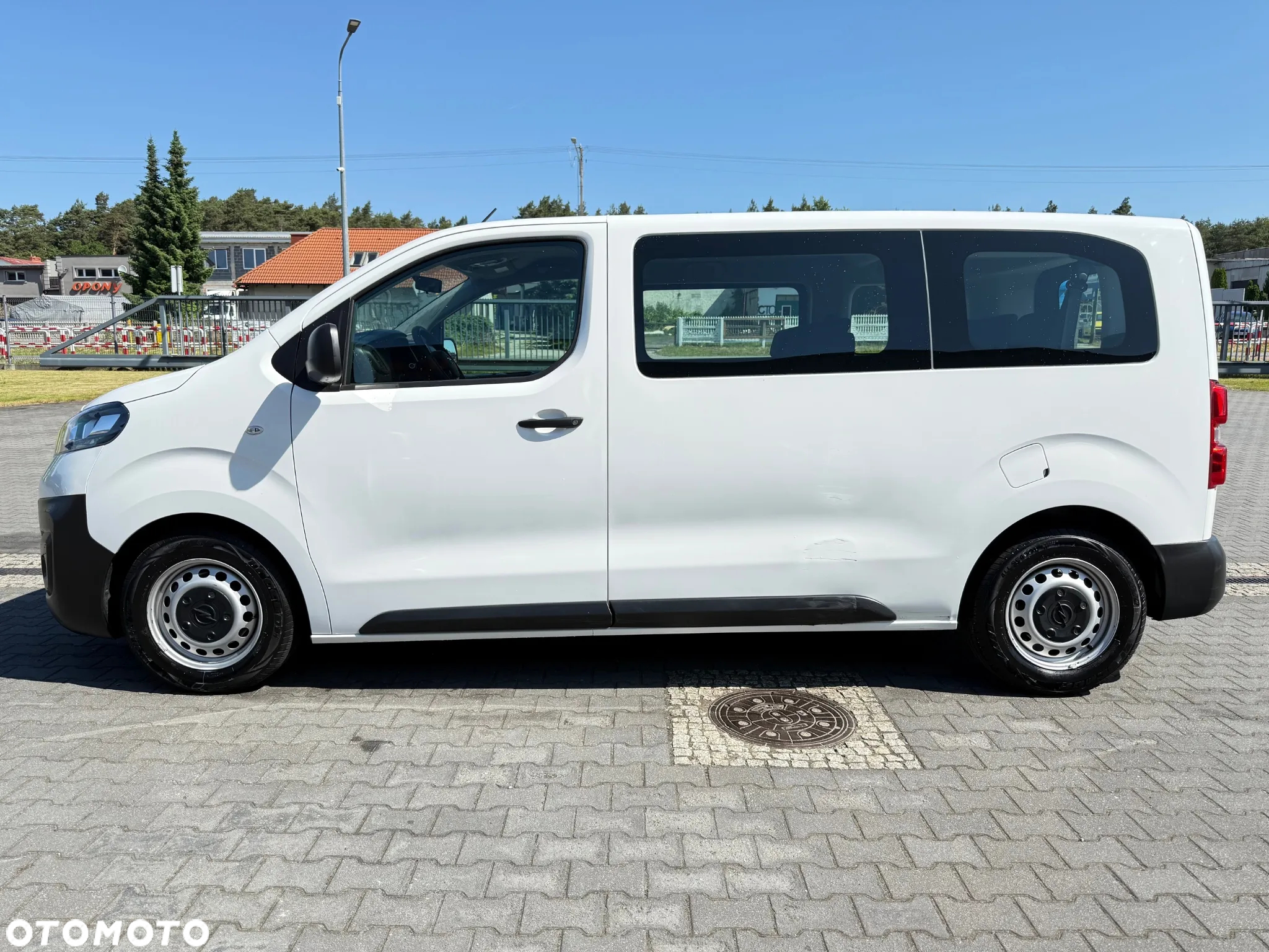Opel Vivaro Kombi 1.5 CDTI Compact 2,7t Enjoy - 2