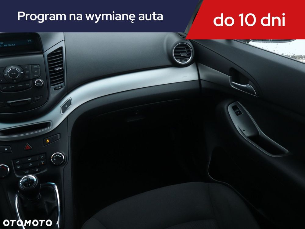 Chevrolet Orlando - 10