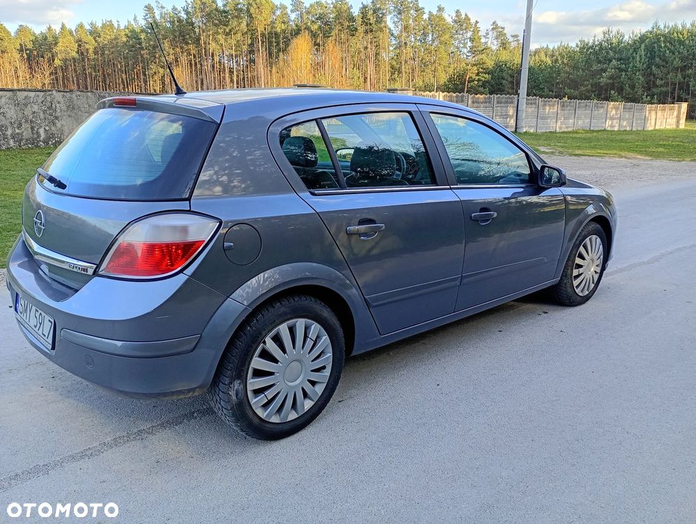 Opel Astra 1.9 CDTI Elegance - 4
