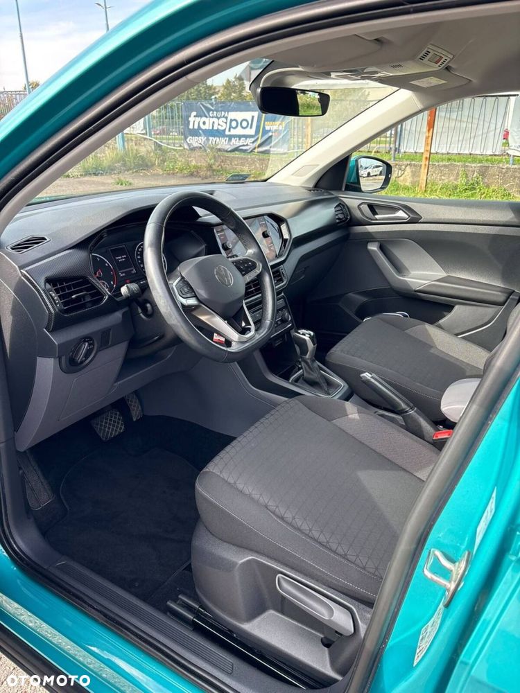 Volkswagen T-Cross - 23