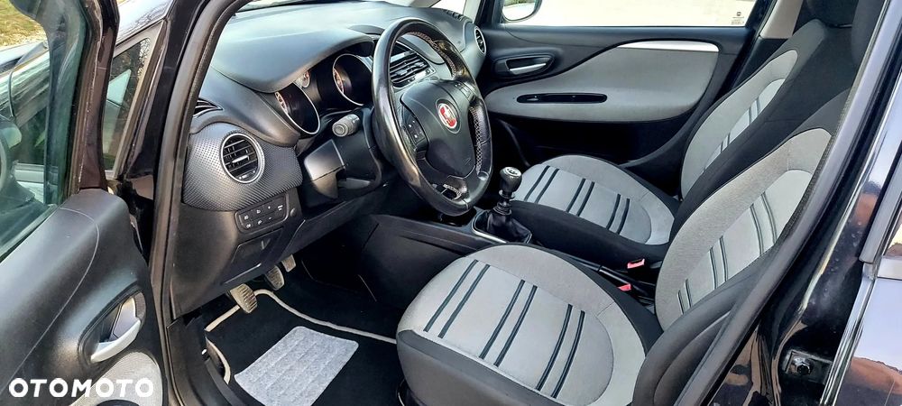 Fiat Punto Evo 1.4 8V Racing - 31