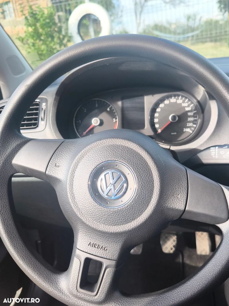 Volkswagen Polo - 10