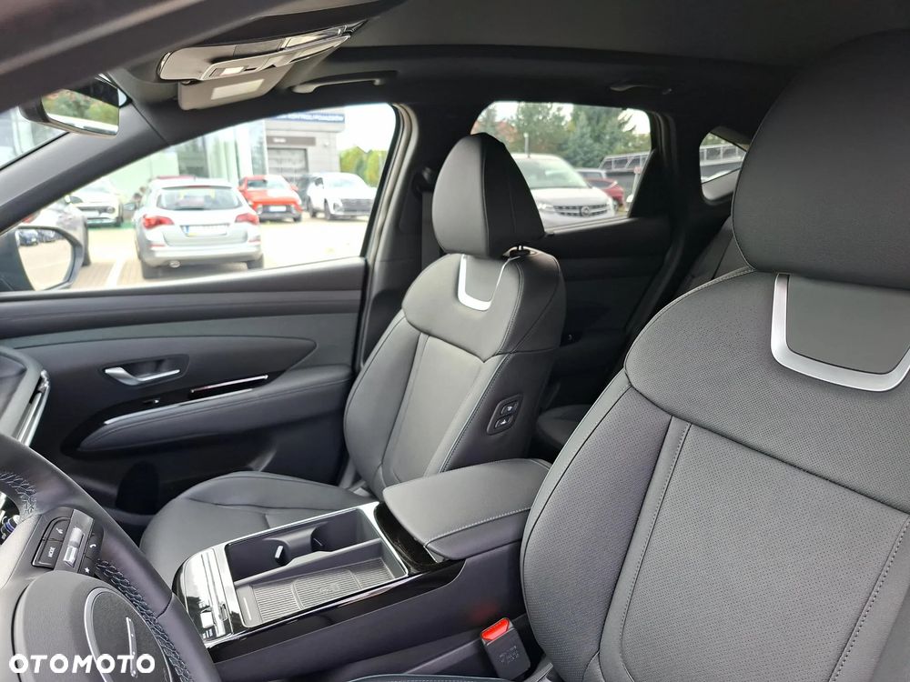 Hyundai Tucson 1.6 T-GDi 48V Platinum 4WD DCT - 11