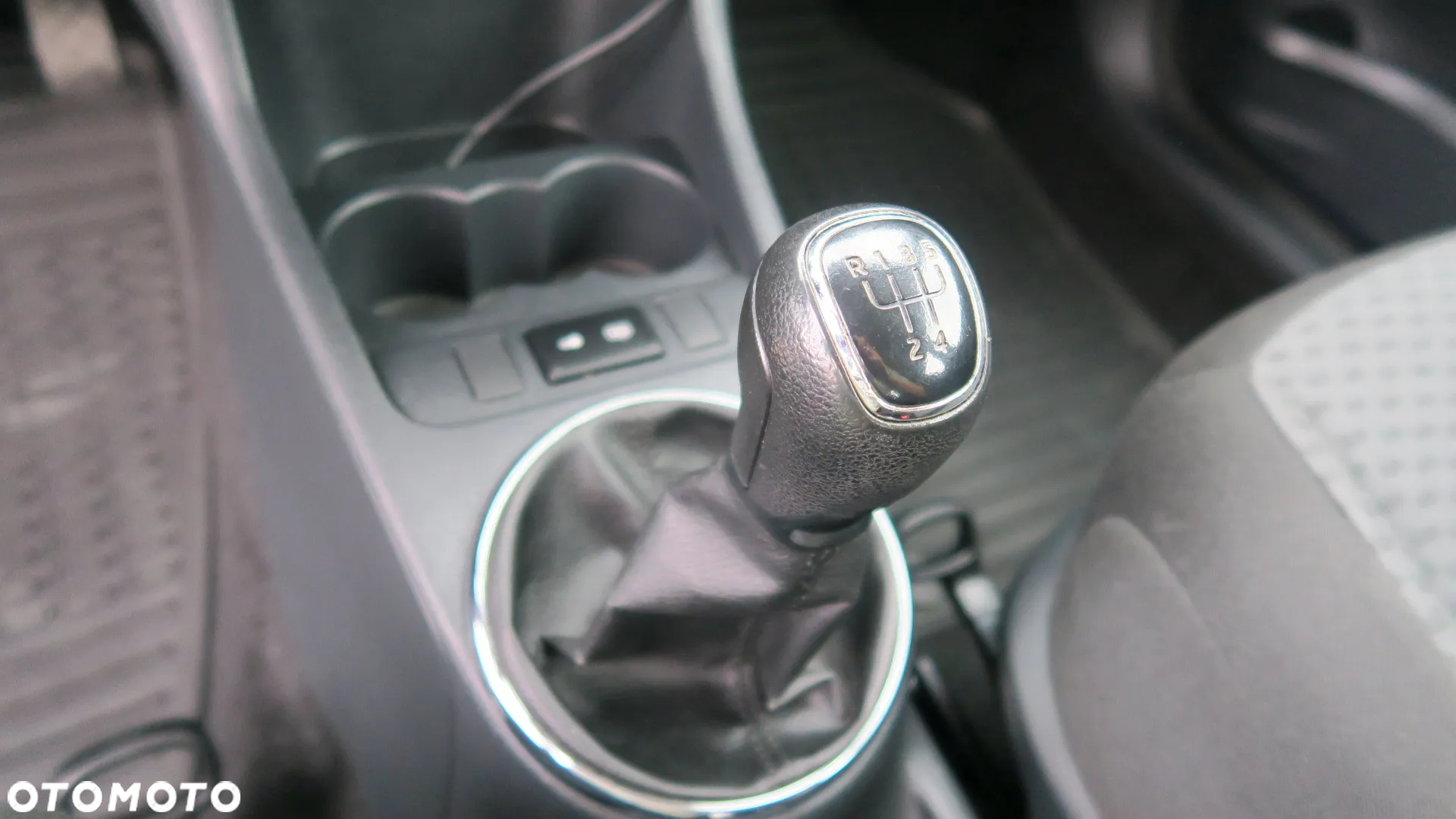 Skoda Fabia 1.6 TDI DPF Fresh - 21