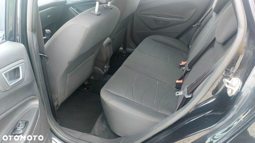 Ford Fiesta 1.0 EcoBoost Titanium - 12