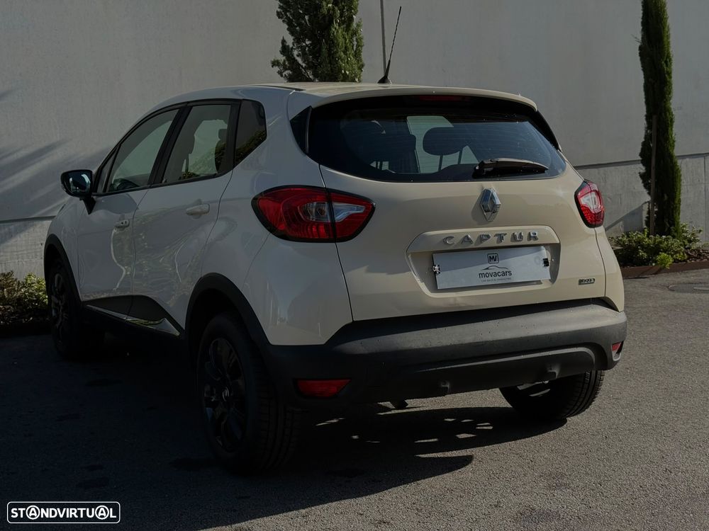 Renault Captur - 4