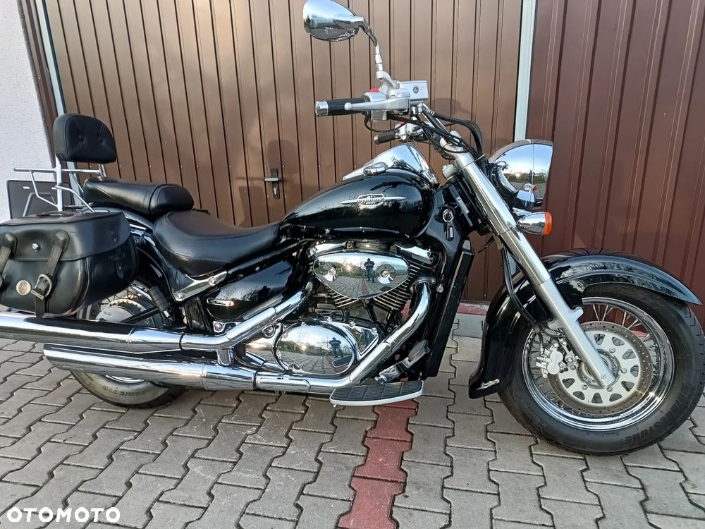 Suzuki Intruder - 2