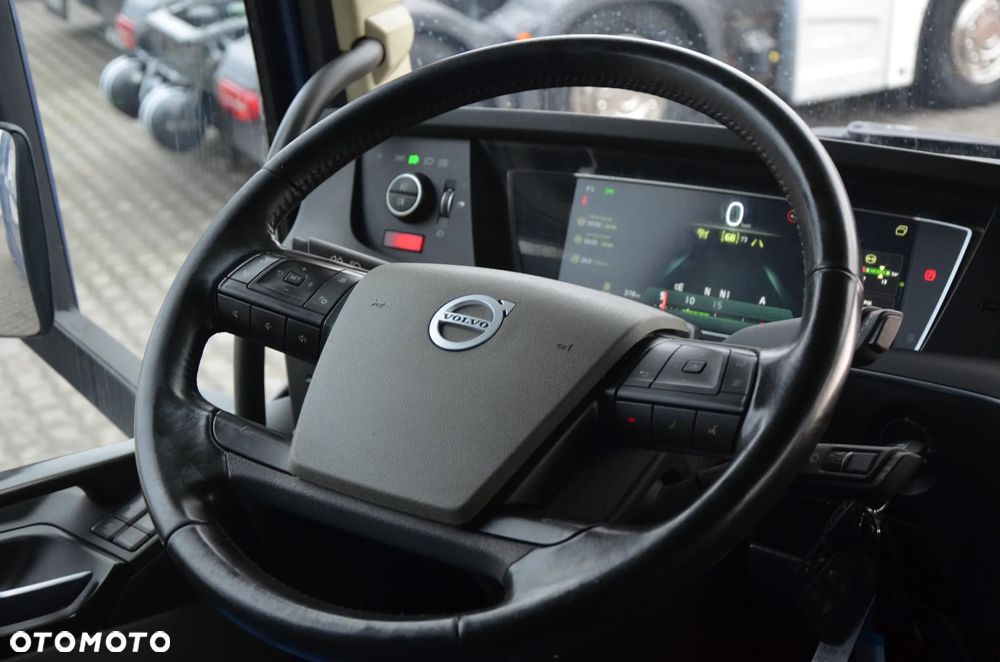Volvo FH 500 NEW / MEGA / 2022r. / KLIMA P. / FULL LED / ACC / NAVI / KAMERA / DE / 9824 - 20