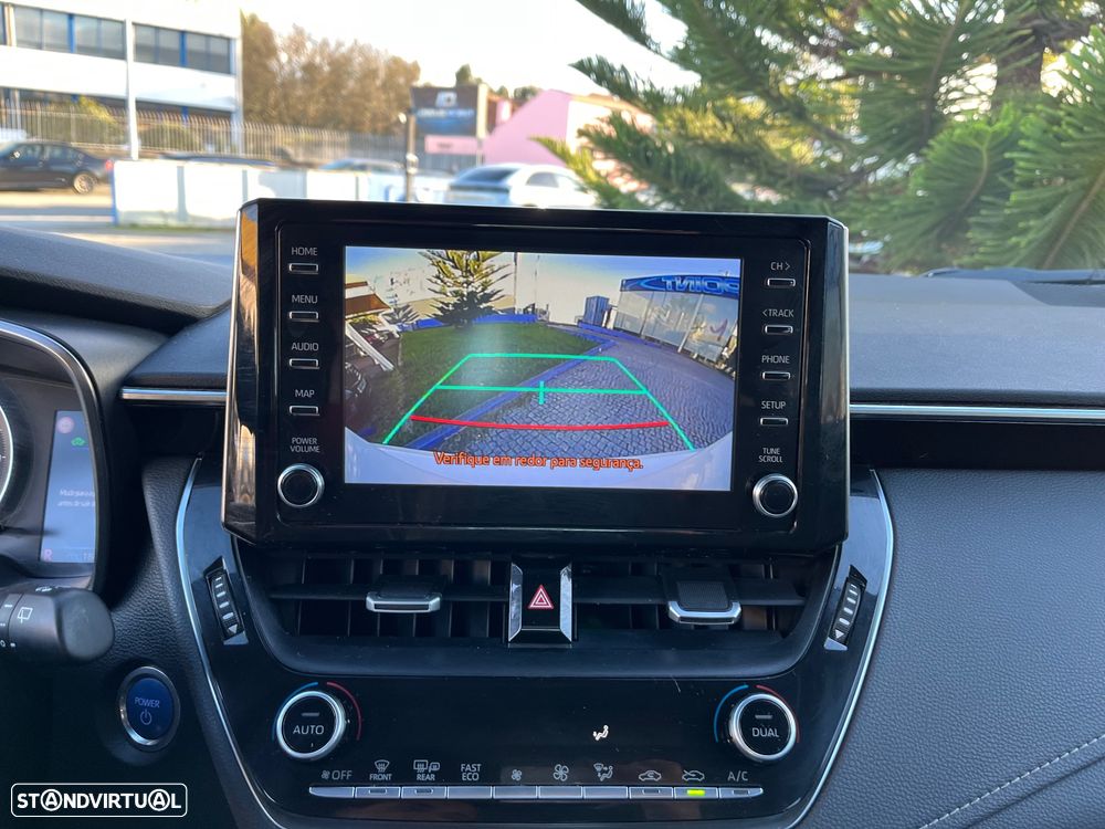 Toyota Corolla 1.8 Hybrid Comfort - 46