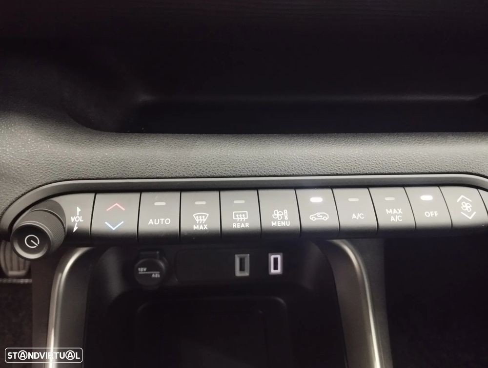 Jeep Avenger 1.2 GSE T3 Altitude - 34