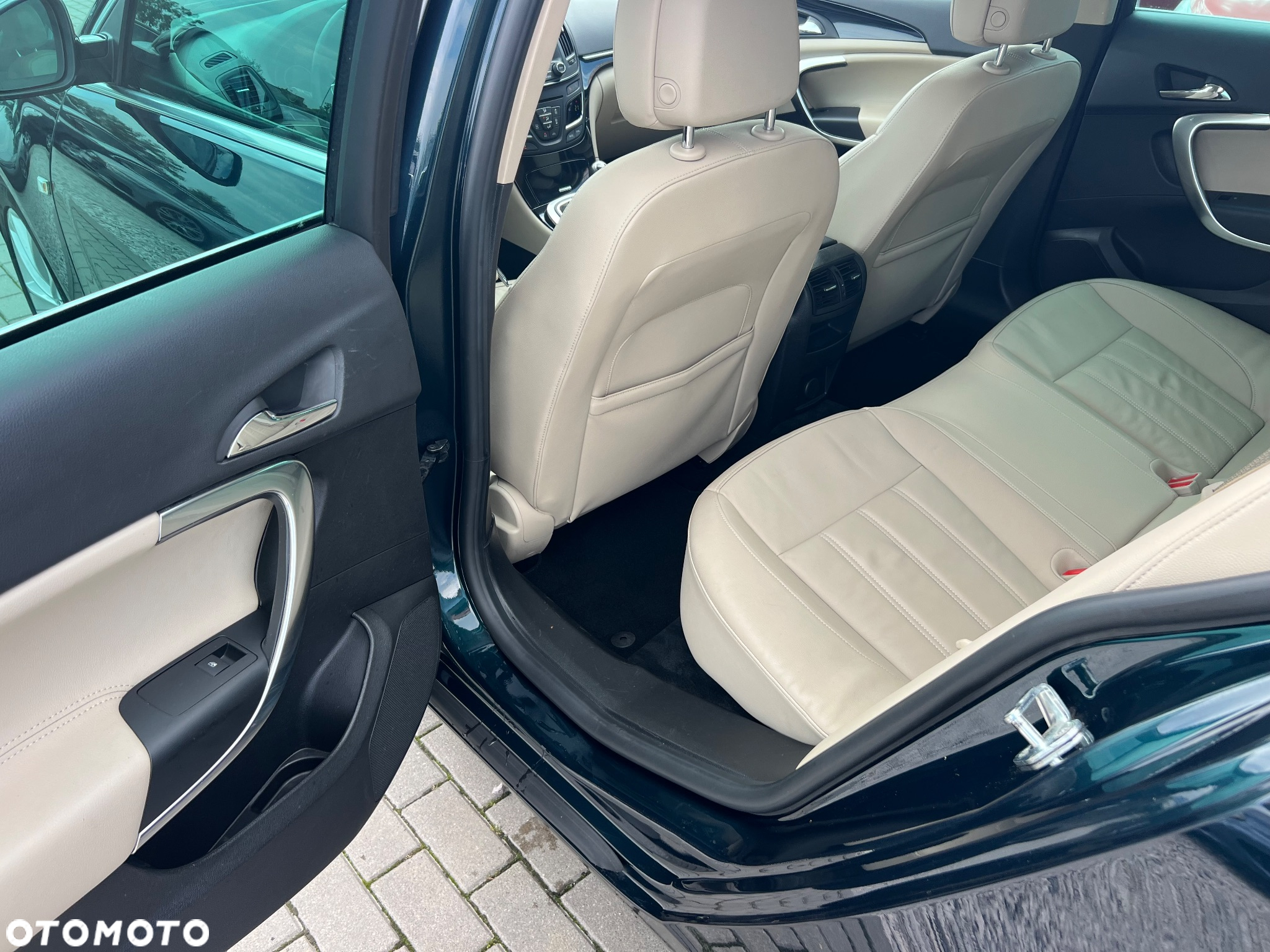 Opel Insignia 1.6 ECOTEC DI Turbo ecoFLEX Start/Stop Business Innovation - 15