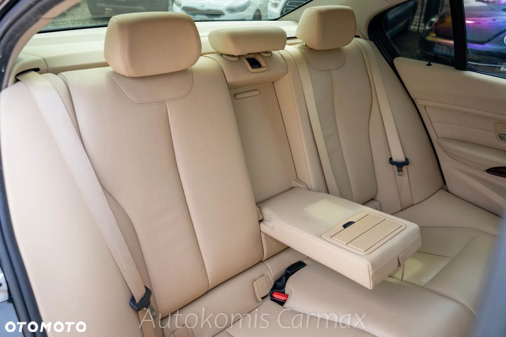 BMW Seria 3 - 21