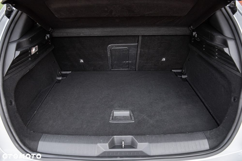 Opel Astra 1.5 CDTI Elegance S&S - 32