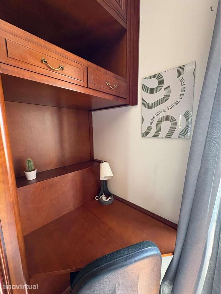 Quarto - localizado em Penha de França Lisbon - Grande imagem: 5/12