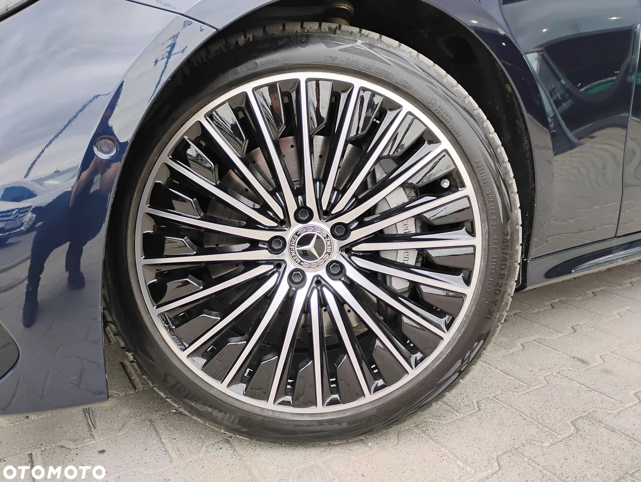 Mercedes-Benz Klasa E 220 d 4-Matic AMG - 18