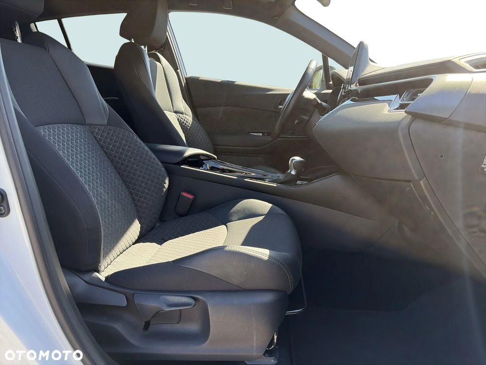 Toyota C-HR 1.8 Hybrid GPF Style - 17