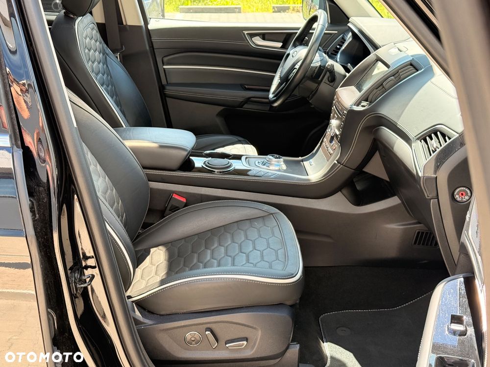 Ford S-Max 2.0 EcoBlue VIGNALE - 11