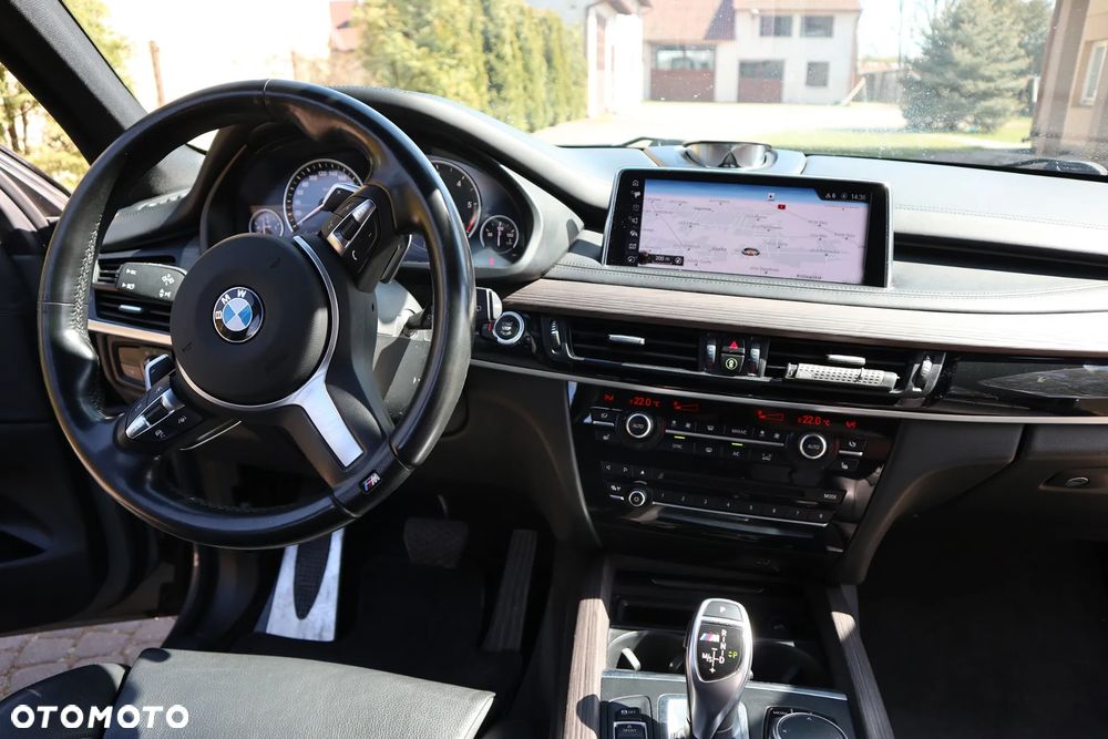 BMW X5 M M50d - 13