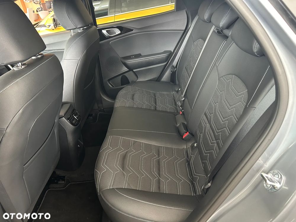 Kia XCeed 1.6 T-GDI Tribute DCT - 14