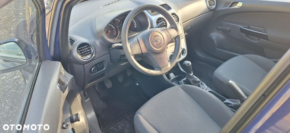 Opel Corsa - 9