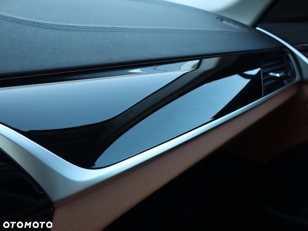 BMW Seria 5 - 13