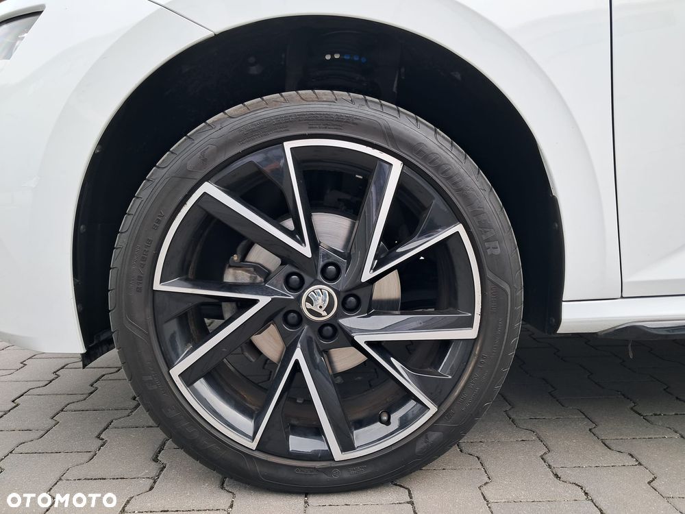 Skoda Kamiq 1.5 TSI Monte Carlo DSG - 8
