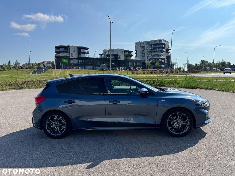 Ford Focus 1.5 EcoBoost ST-Line - 5