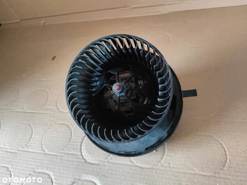 MERCEDES B-klasa W245 W169 1.5 8V Wentylator nawiewu dmuchawa a1698200642 - 8