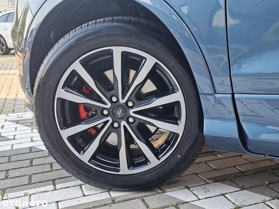 Ford Kuga - 9