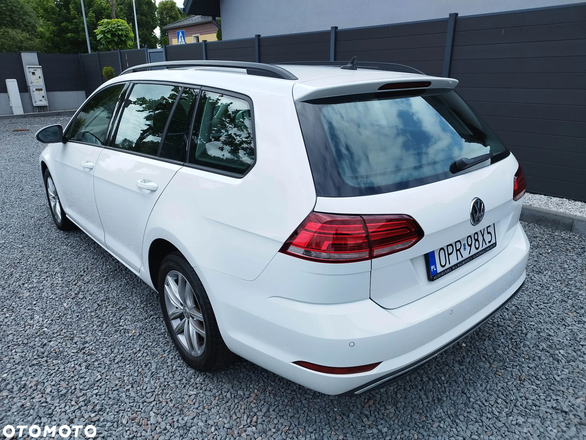 Volkswagen Golf 2.0 BlueTDI Comfortline - 5