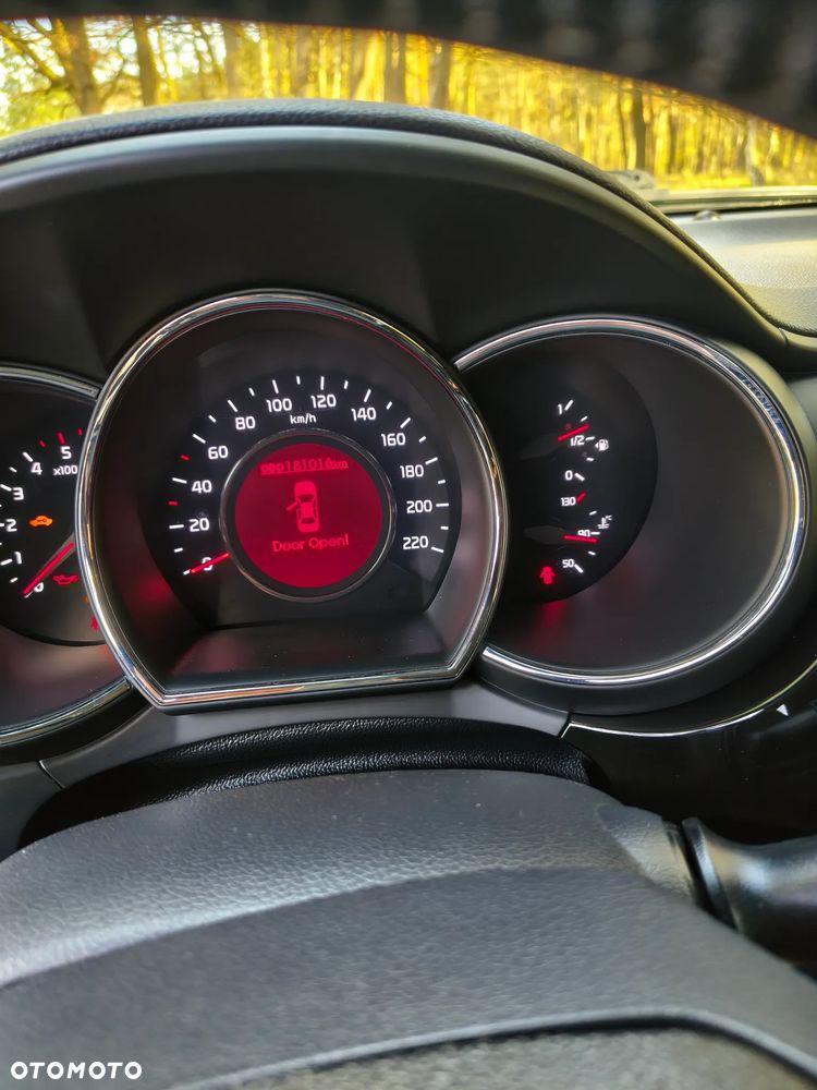 Kia Rio 1.4 crdi Business Line - 4