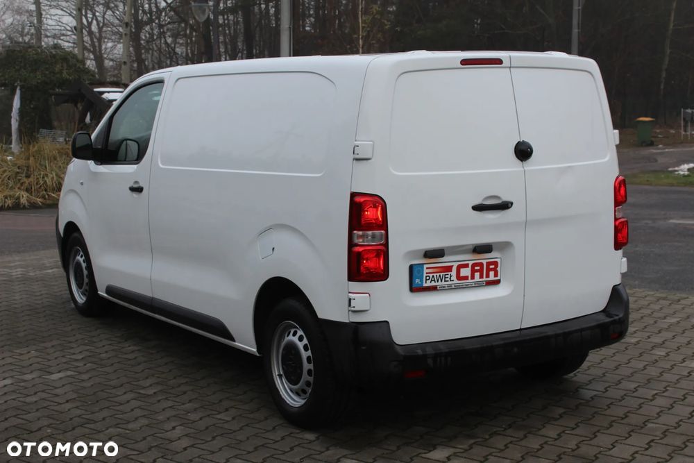 Opel Vivaro - 8