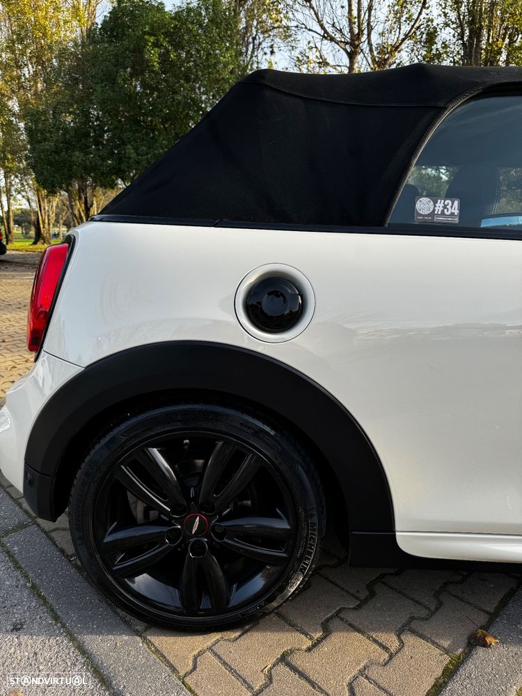 MINI Cabrio Cooper - 18