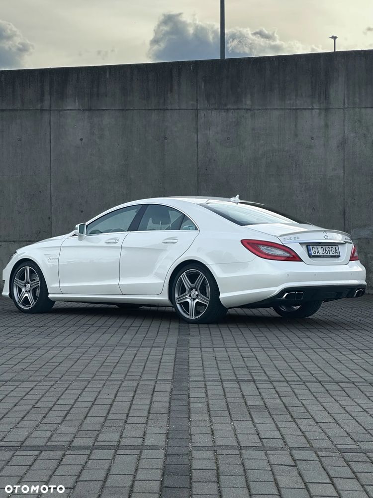 Mercedes-Benz CLS 63 AMG - 8
