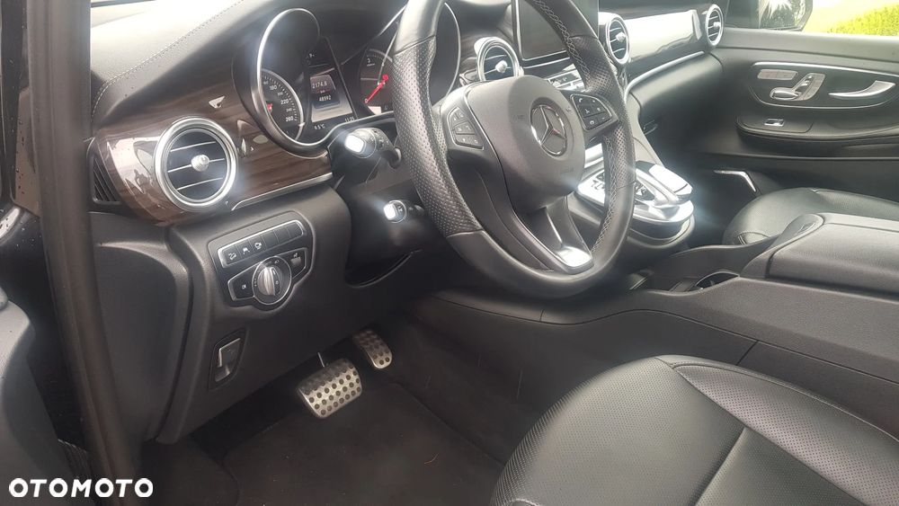 Mercedes-Benz Klasa V 250 (BlueTEC) d Avantgarde 7G-Tronic (d³ugi) - 37