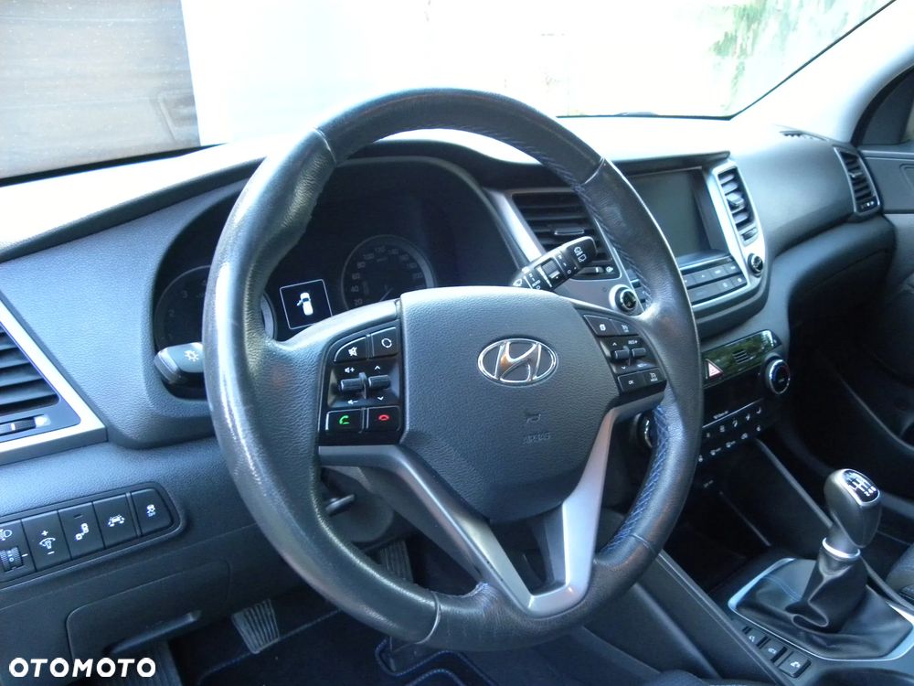 Hyundai Tucson blue 1.6 GDi 2WD Intro Edition - 18