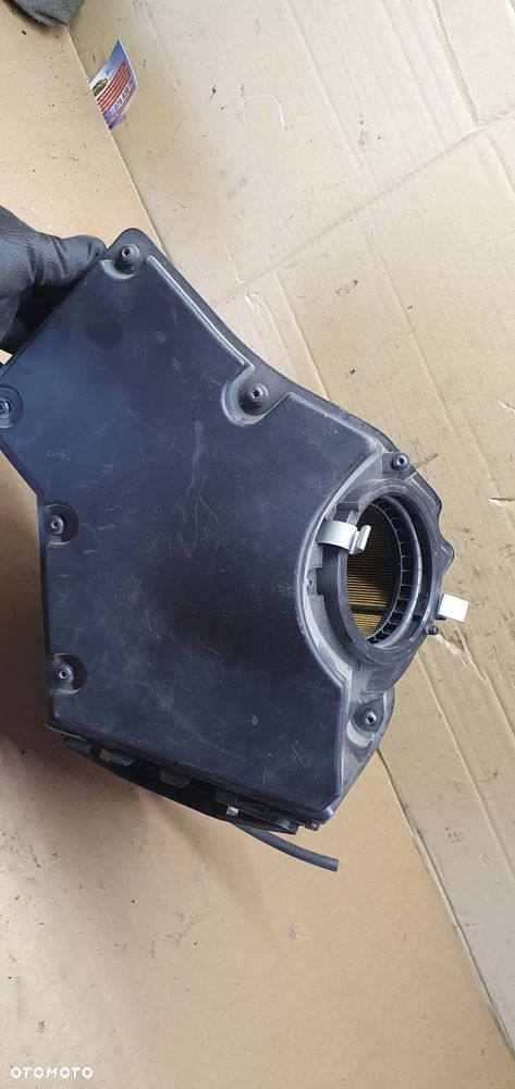 Obudowa filtra powietrza Audi A4 B8 8K0133837B 8K0133835B - 6