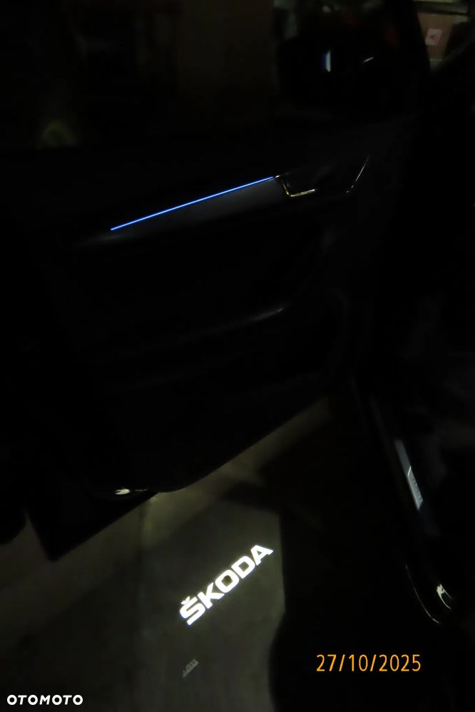 Skoda Karoq 1.5 TSI ACT 4x2 Style DSG - 12