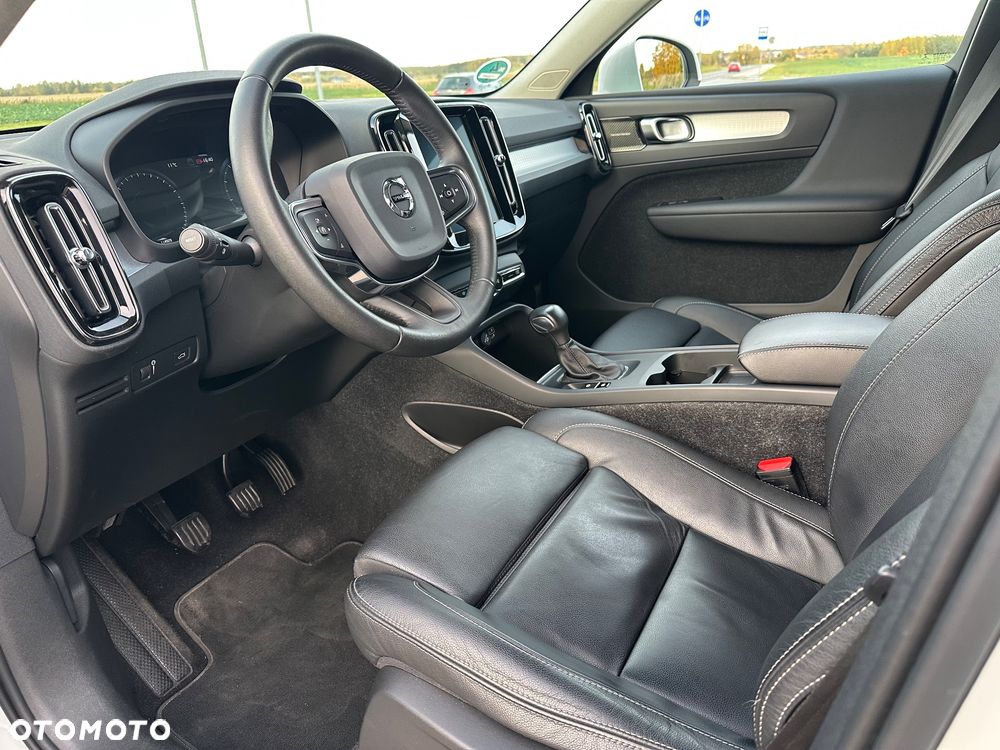 Volvo XC 40 T3 Momentum - 7