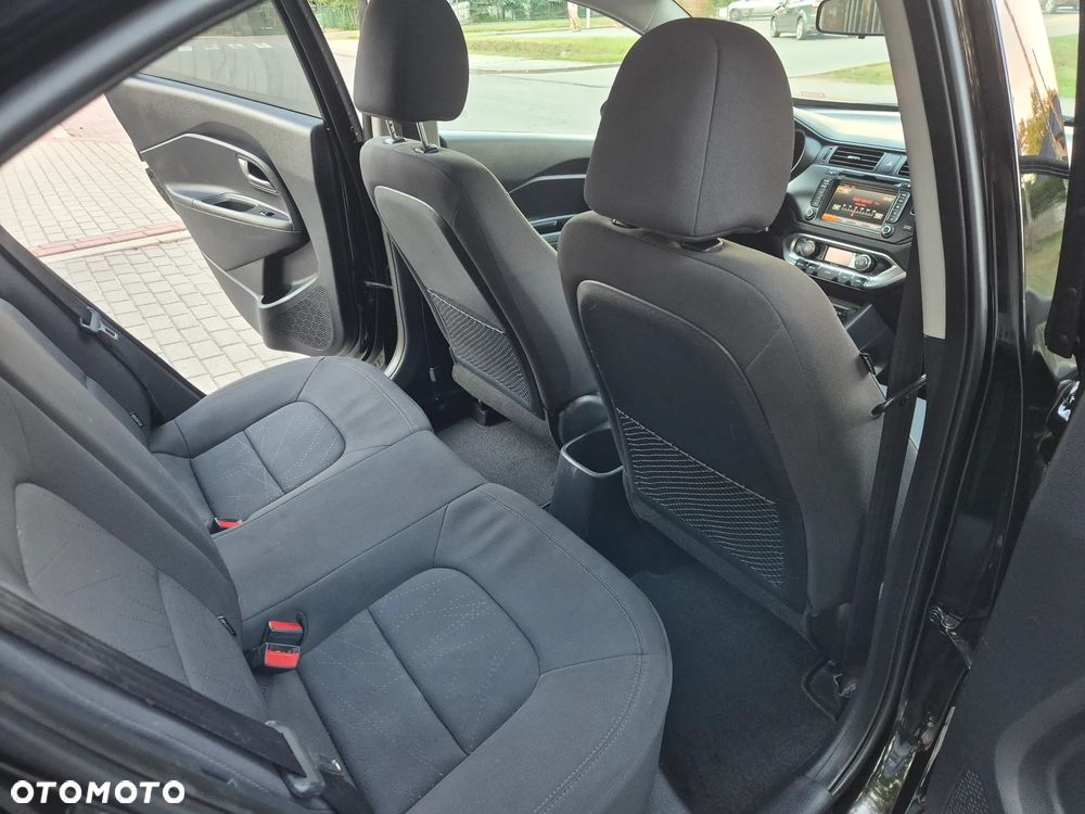 Kia Rio 1.2 Dream Team Edition - 10