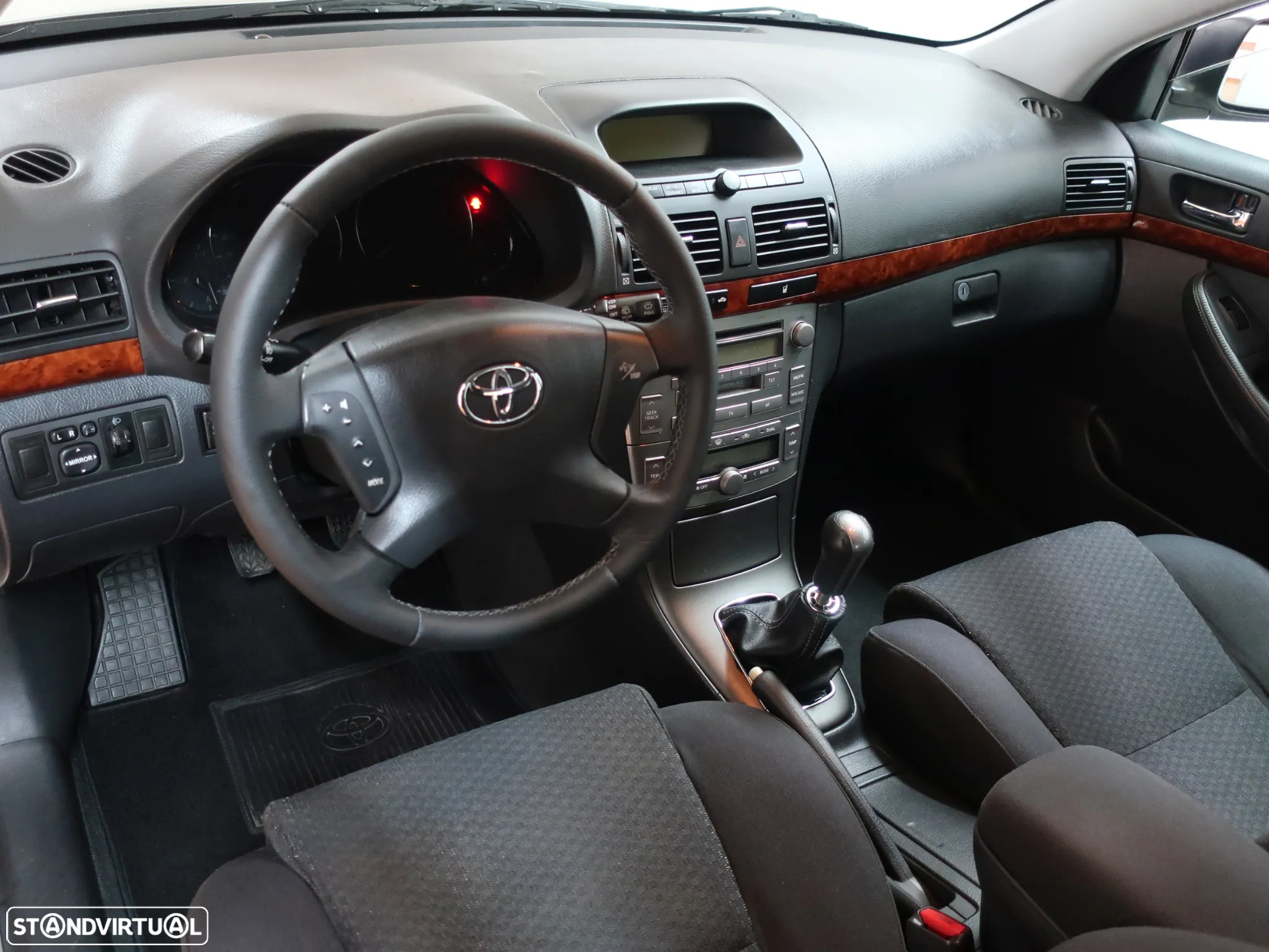Toyota Avensis SD 2.0 D-4D Sol - 15